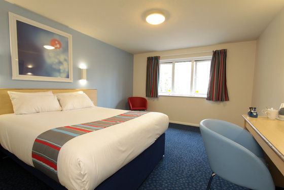 Travelodge Dundee Central Hotel Room photo